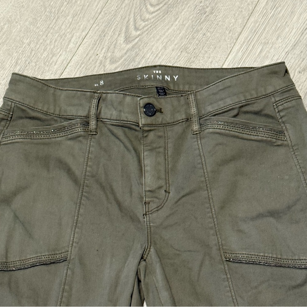 White House Black Market Olive Green Mid Rise Zippered  Pants Size 8 - Picture 2 of 10
